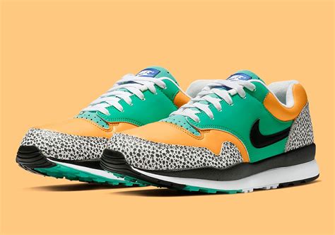 The Nike Air Safari Arrives In Green And Yellow 